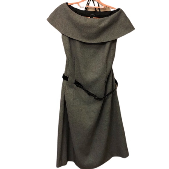 Tahari Dresses & Skirts - Tahari Folded Collar Sheath Dress with Belt